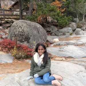 Meet your Posher, Raysa